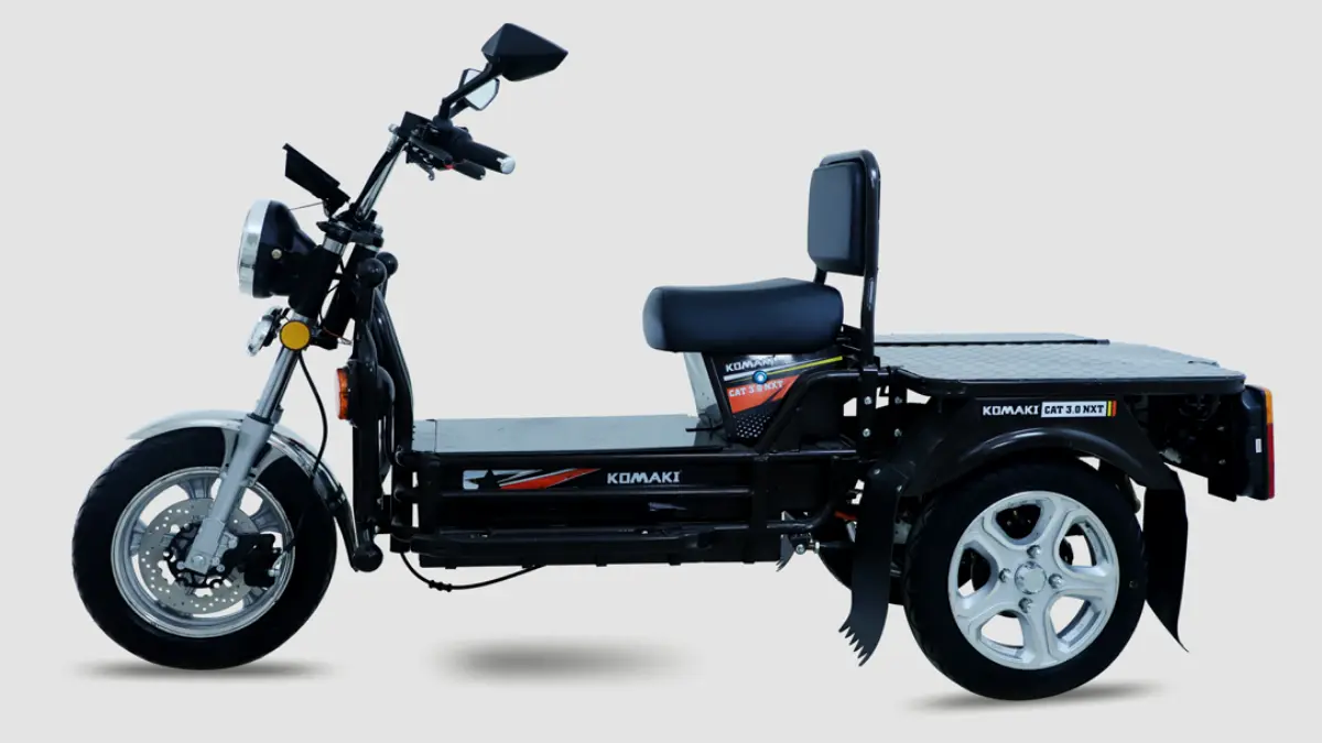 Komaki XGT CAT 3.0 Electric Scooter 