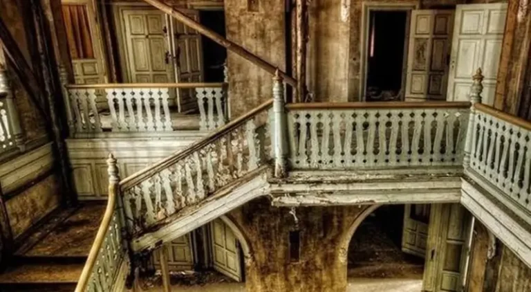 Ghost Place In India, India Haunted Place, Haunted Place